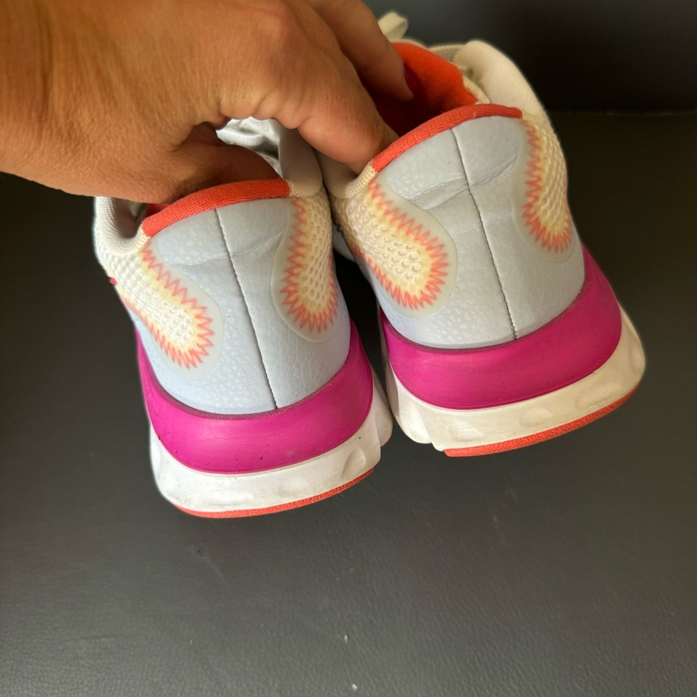 Nike Renew Run Women's Sneakers Sz 6 White/Pink Athletic Running Shoes - Picture 3 of 10